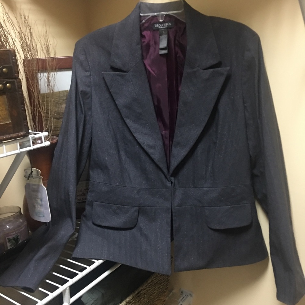 ‼️Sold‼️Bisou Bisou Grey Blazer with Silver Threading - Picture 3 of 8